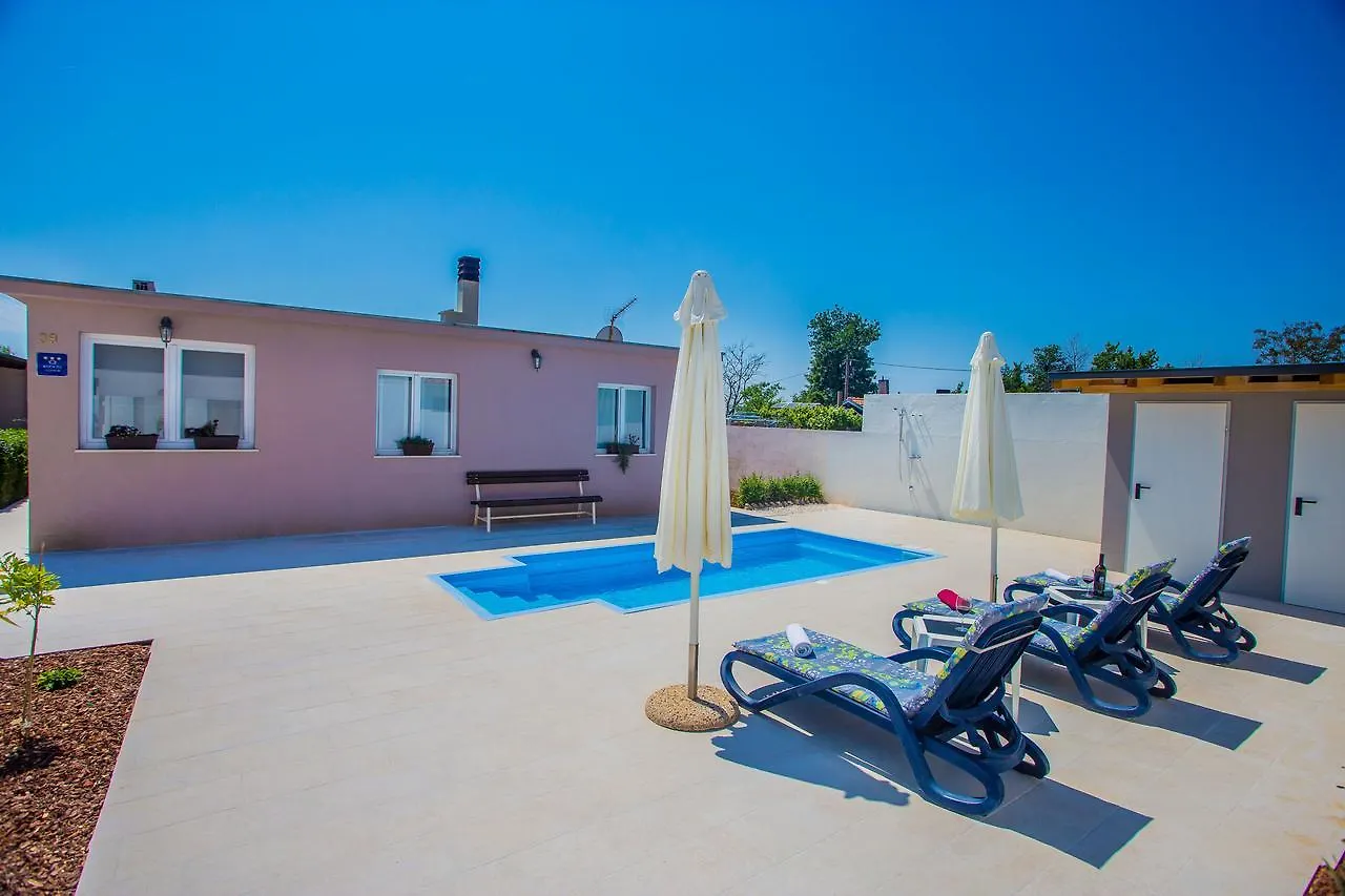 Holiday Home Lory  Medulin