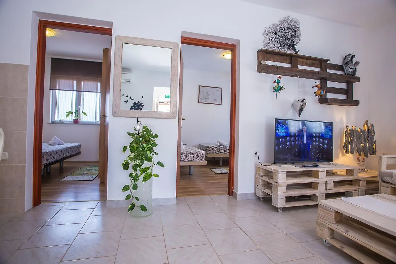 Holiday Home Lory 메덜린 크로아티아